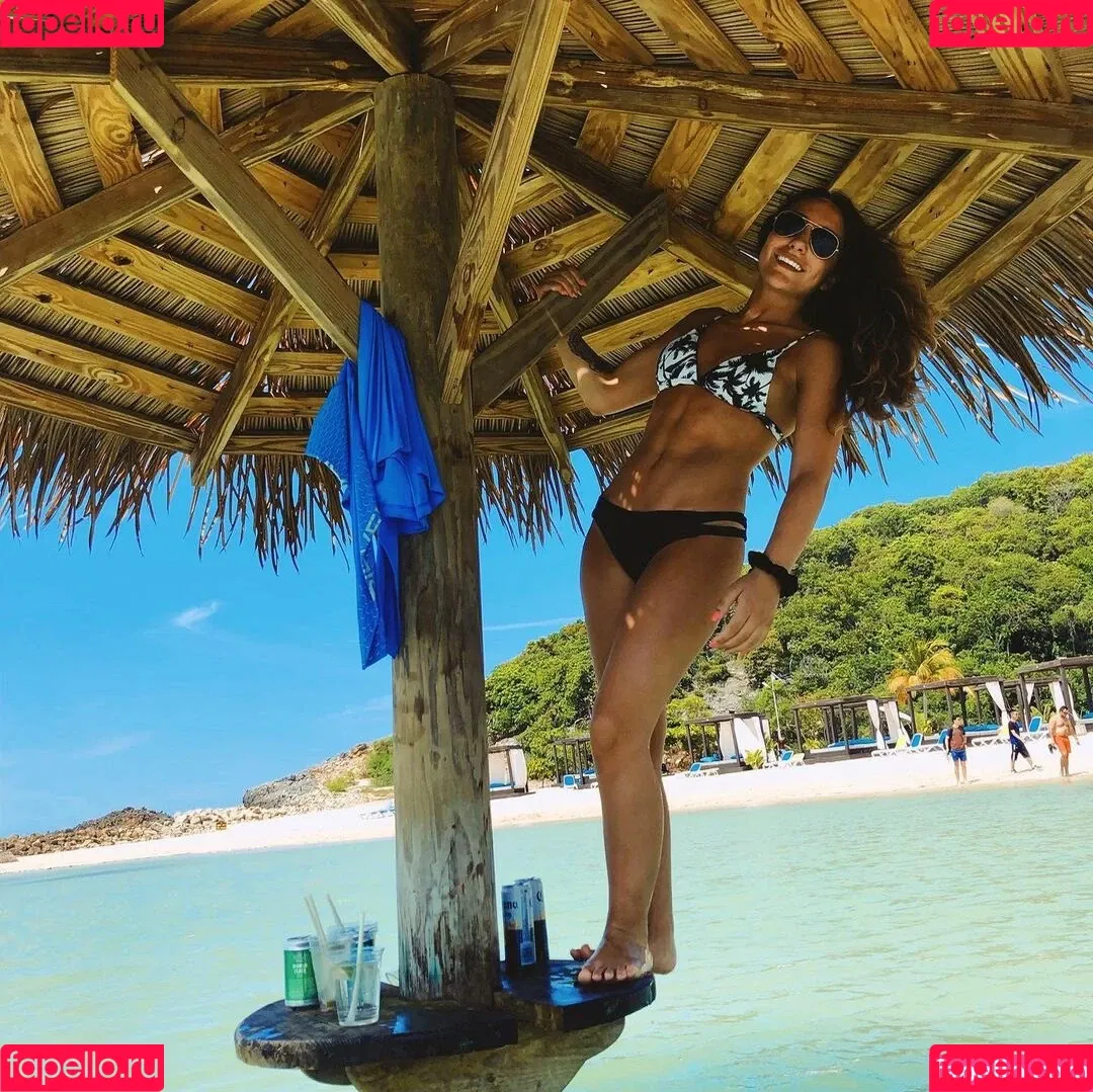 Nadia Amine Onlyfans Photo Gallery 