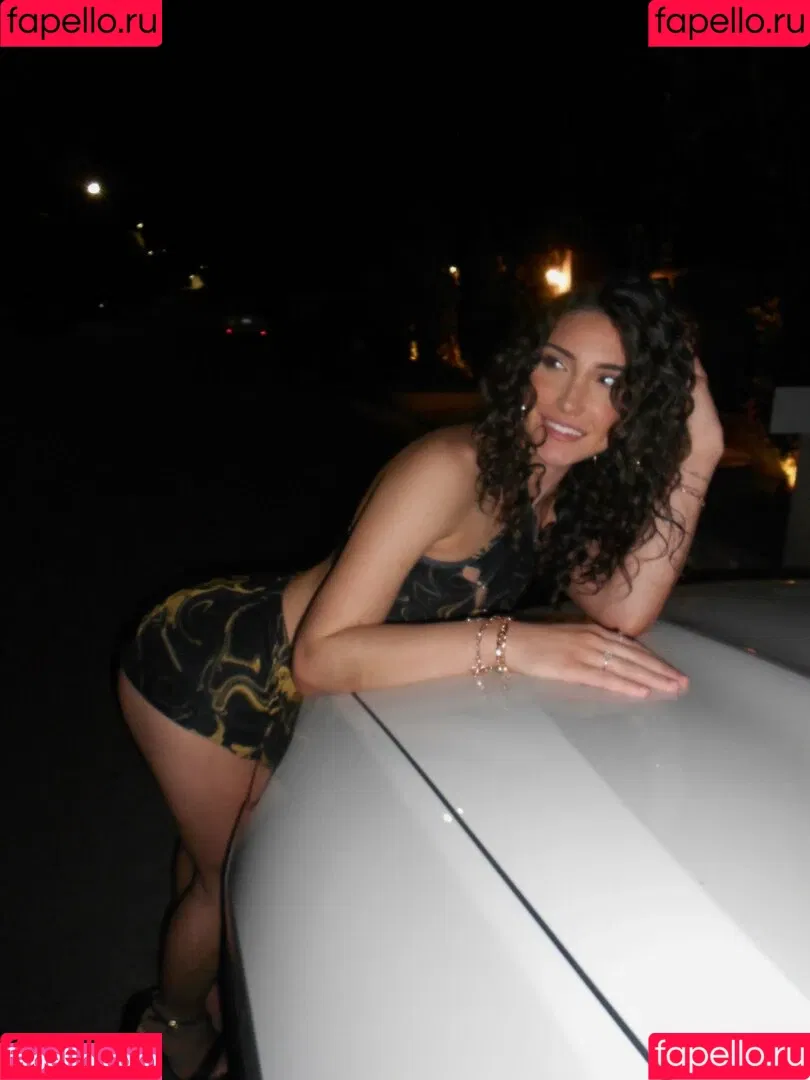 Nadia Amine Onlyfans Photo Gallery 