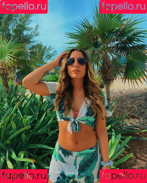 Nadia Amine Onlyfans Photo Gallery 