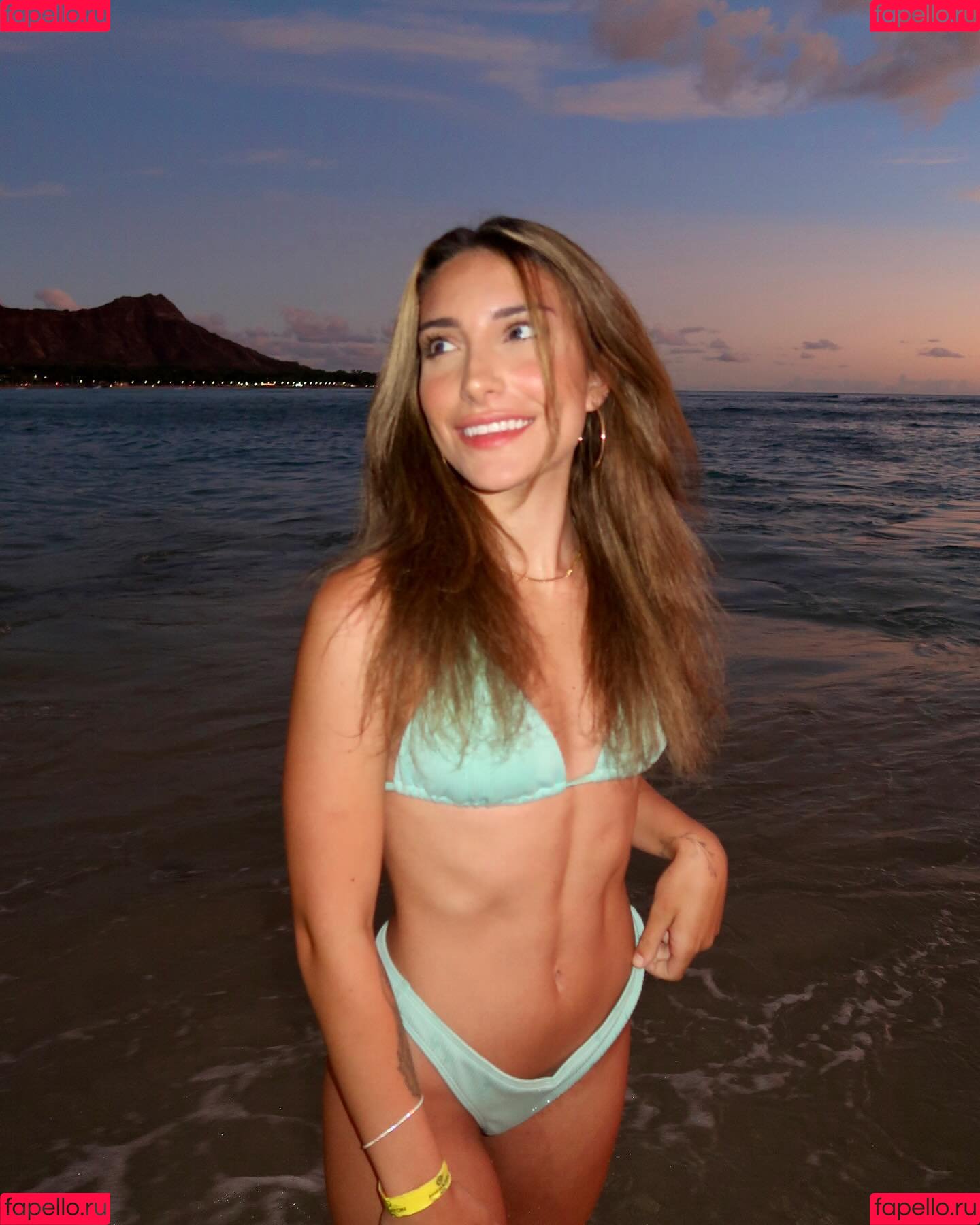 Nadia Amine Onlyfans Photo Gallery 