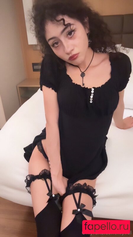 Ivyval Nude Onlyfans Photo 16