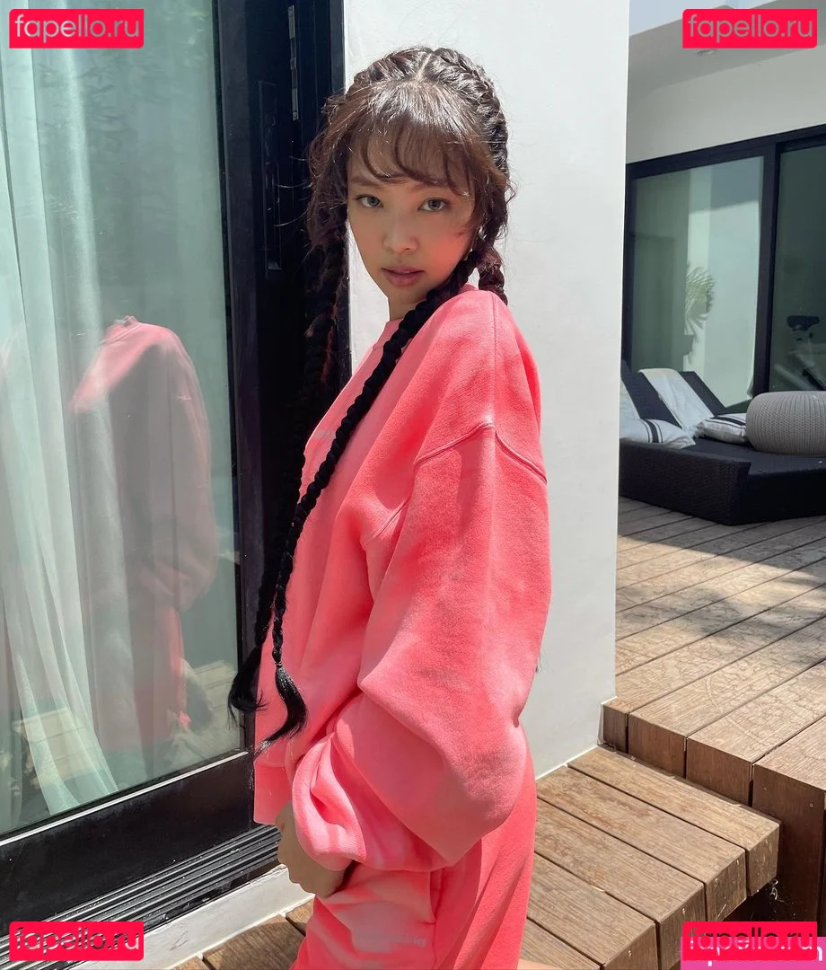 Jennie | BLΛƆKPIИK Onlyfans Photo Gallery 