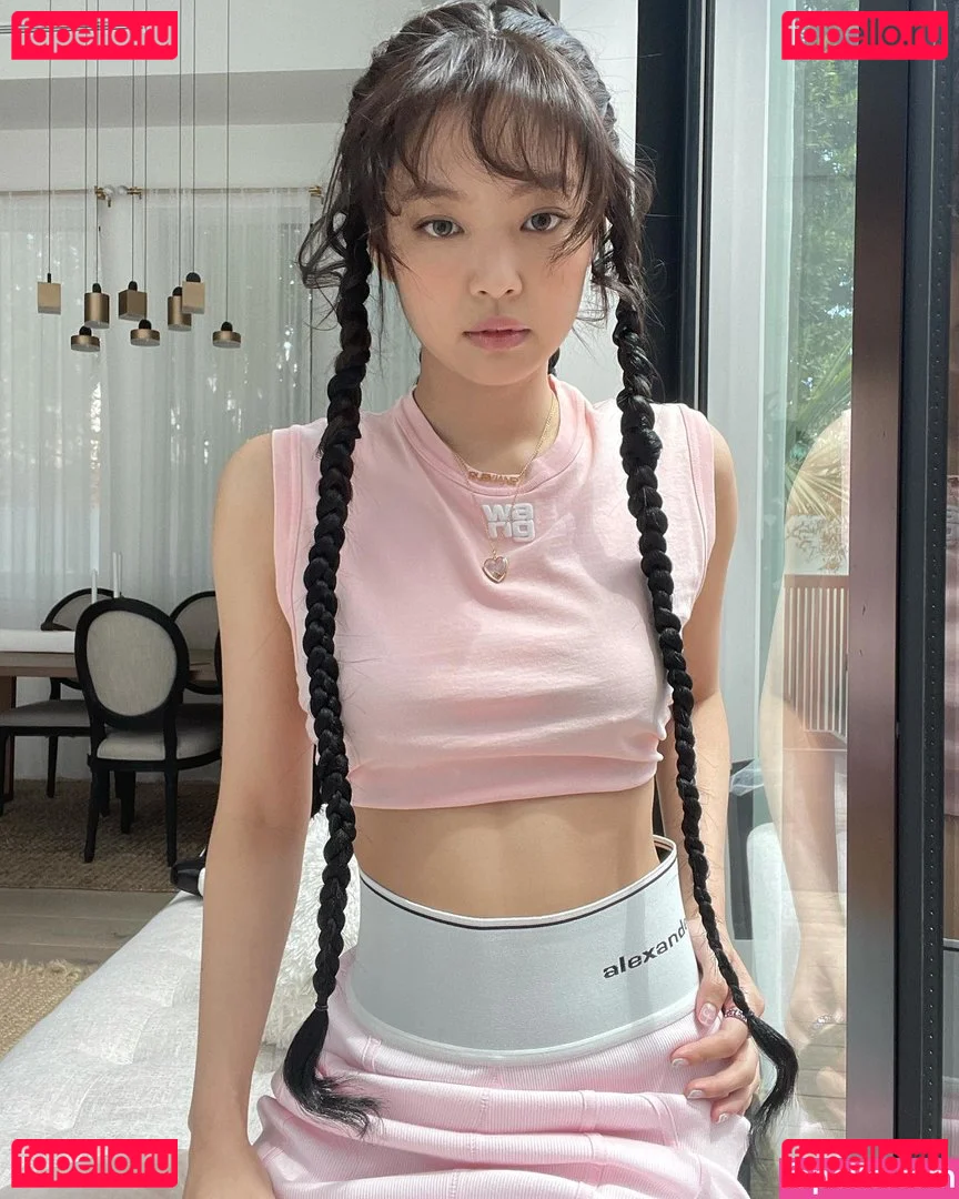Jennie | BLΛƆKPIИK Onlyfans Photo Gallery 