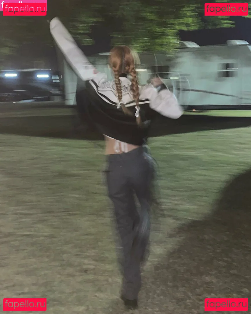 Jennie | BLΛƆKPIИK Onlyfans Photo Gallery 