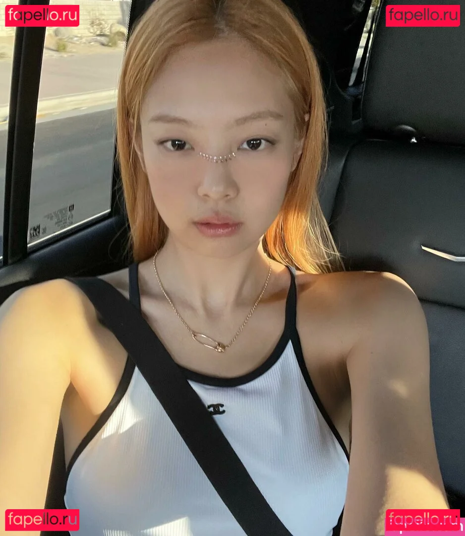 Jennie | BLΛƆKPIИK Onlyfans Photo Gallery 