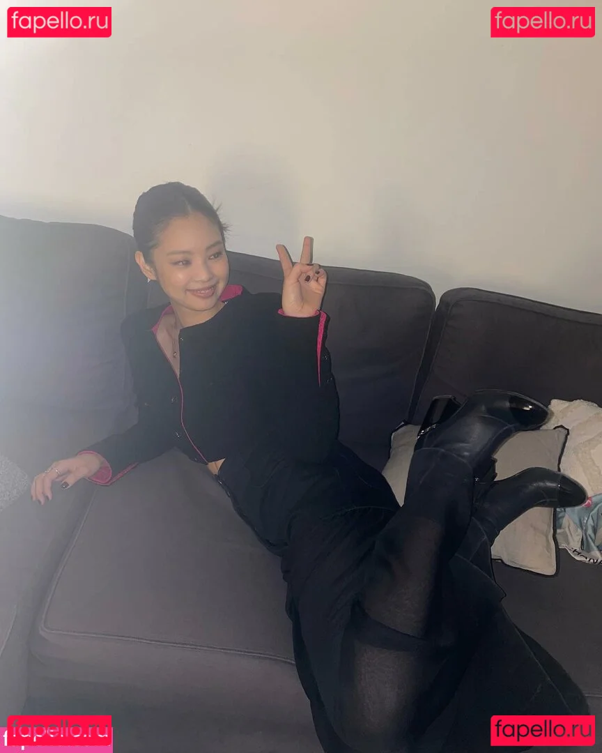 Jennie | BLΛƆKPIИK Onlyfans Photo Gallery 