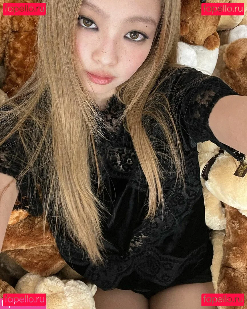 Jennie | BLΛƆKPIИK Onlyfans Photo Gallery 