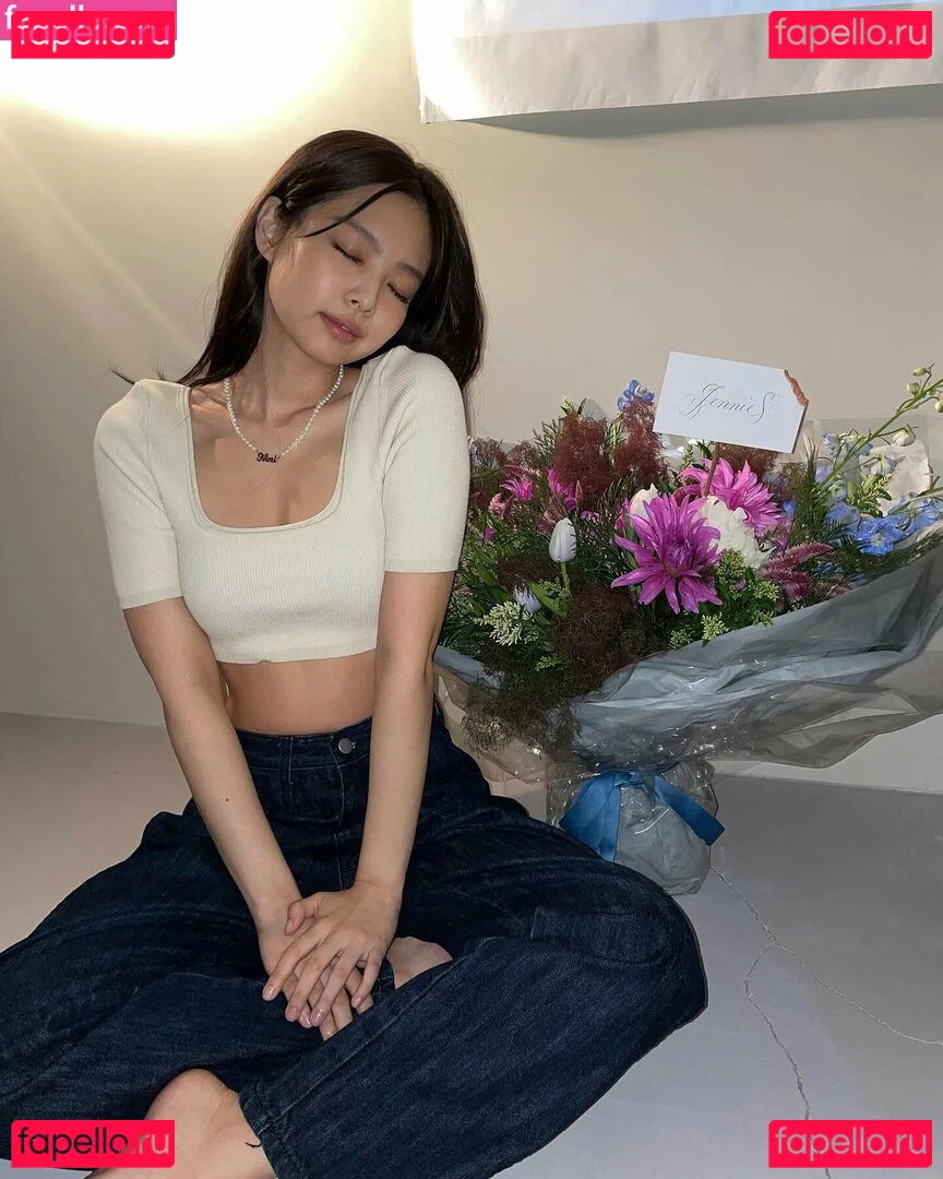 Jennie | BLΛƆKPIИK Onlyfans Photo Gallery 