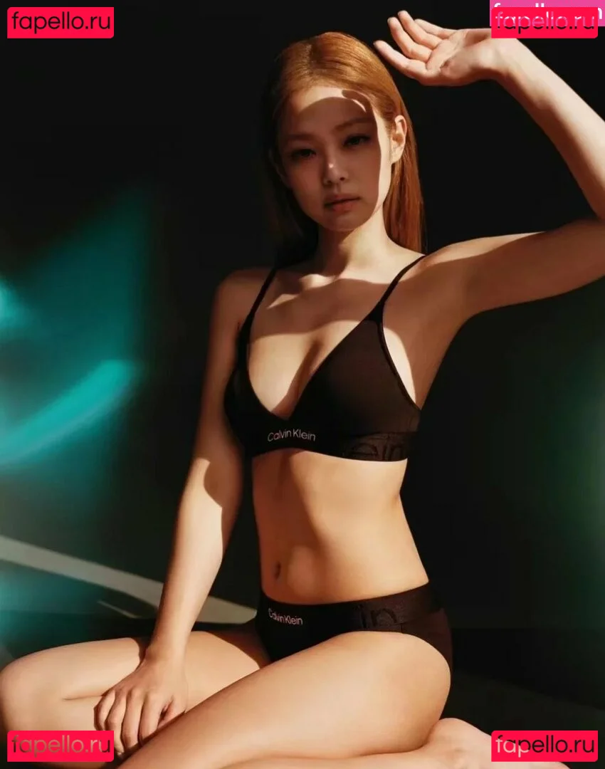 Jennie | BLΛƆKPIИK Onlyfans Photo Gallery 