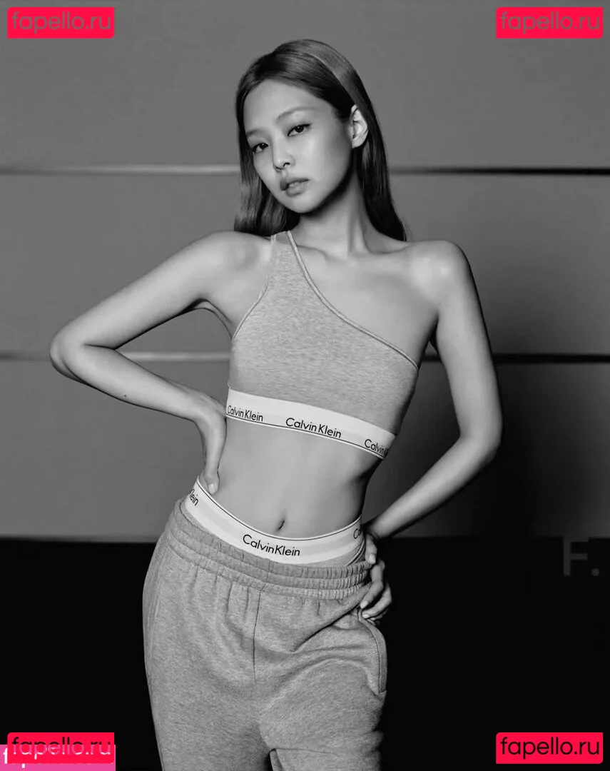Jennie | BLΛƆKPIИK Onlyfans Photo Gallery 