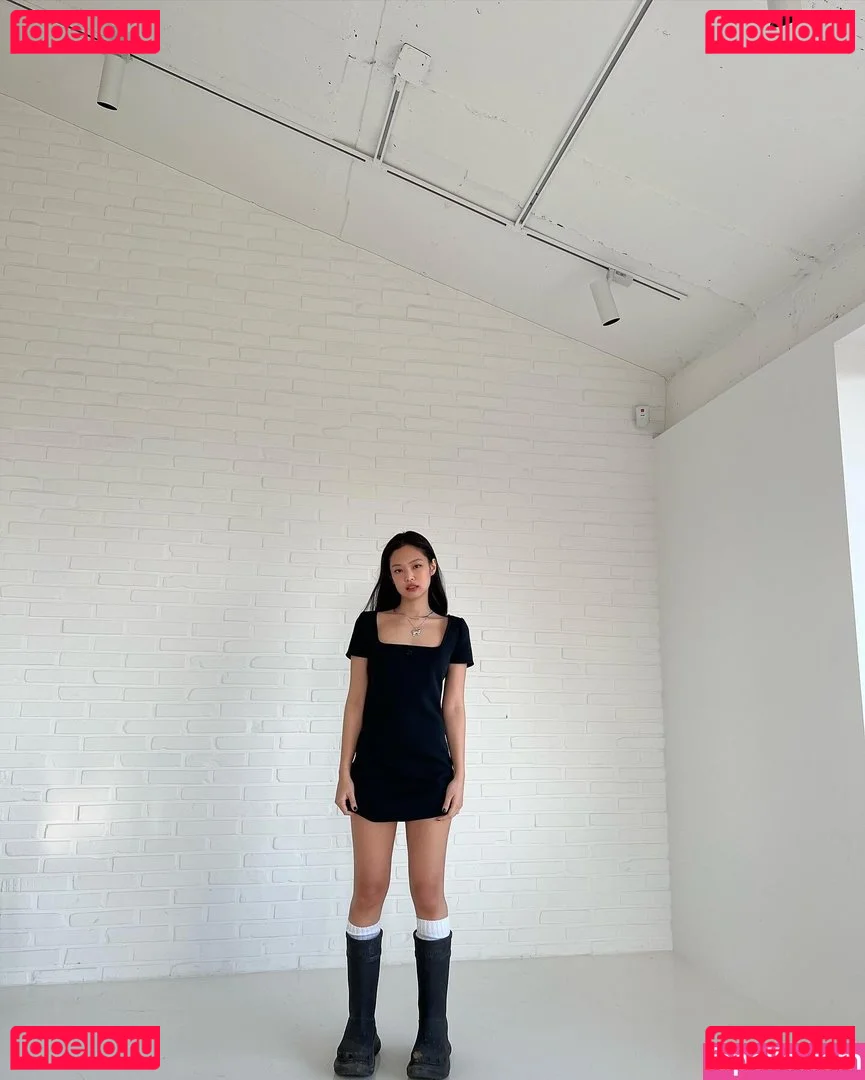 Jennie | BLΛƆKPIИK Onlyfans Photo Gallery 