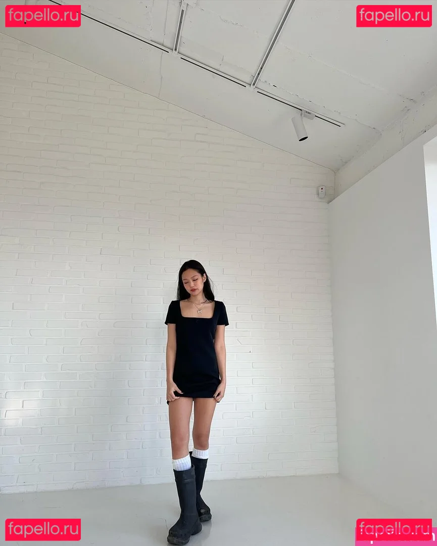 Jennie | BLΛƆKPIИK Onlyfans Photo Gallery 