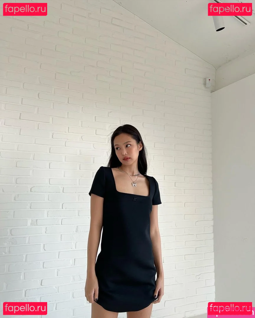 Jennie | BLΛƆKPIИK Onlyfans Photo Gallery 