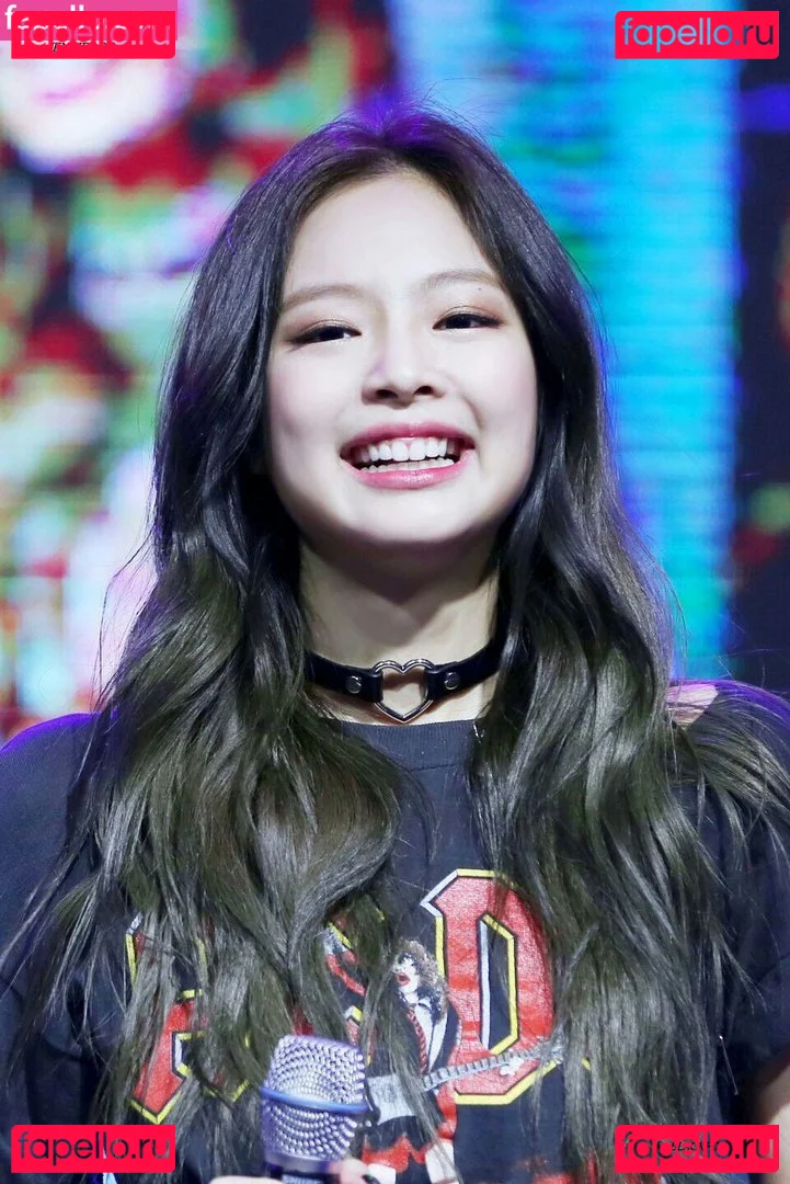 Jennie | BLΛƆKPIИK Onlyfans Photo Gallery 