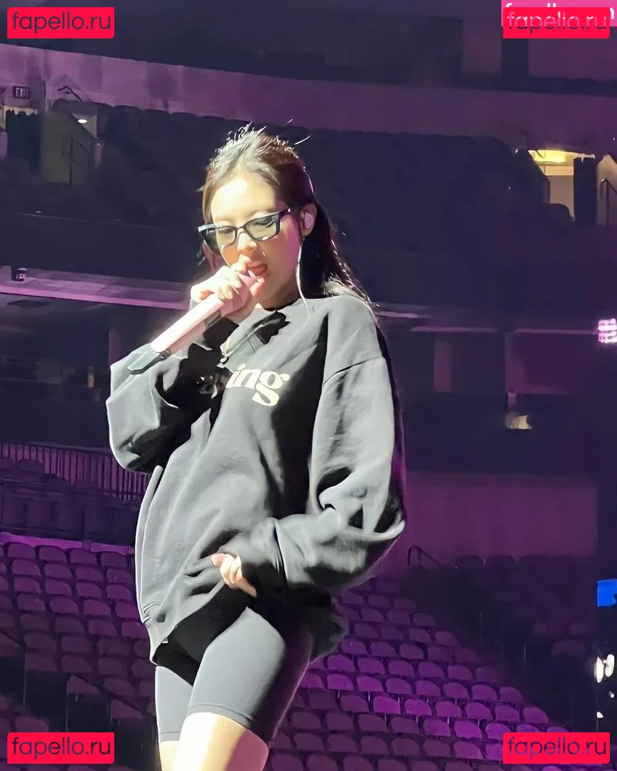 Jennie | BLΛƆKPIИK Onlyfans Photo Gallery 