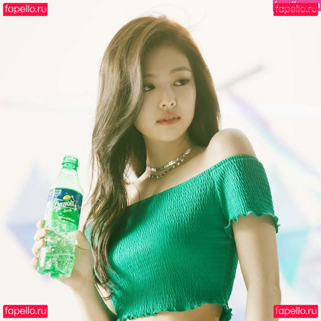 Jennie | BLΛƆKPIИK Onlyfans Photo Gallery 