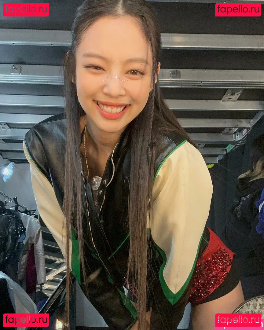 Jennie | BLΛƆKPIИK Onlyfans Photo Gallery 
