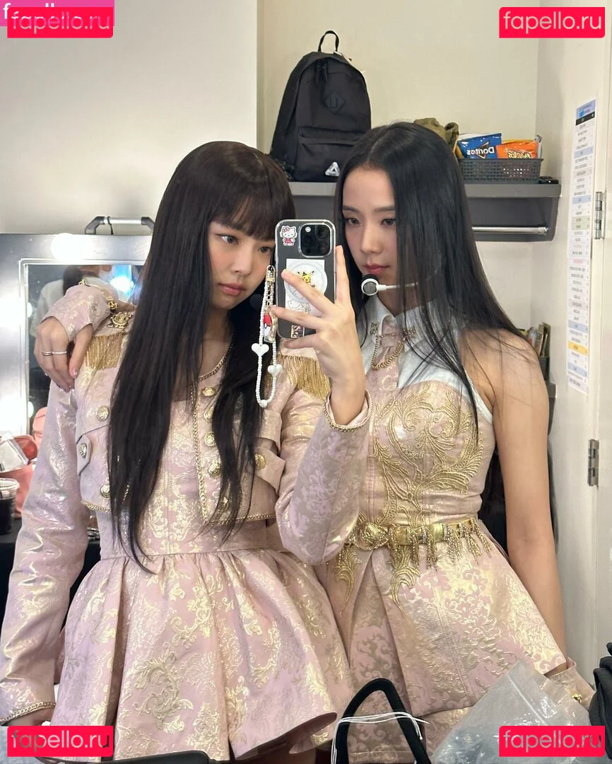 Jennie | BLΛƆKPIИK Onlyfans Photo Gallery 