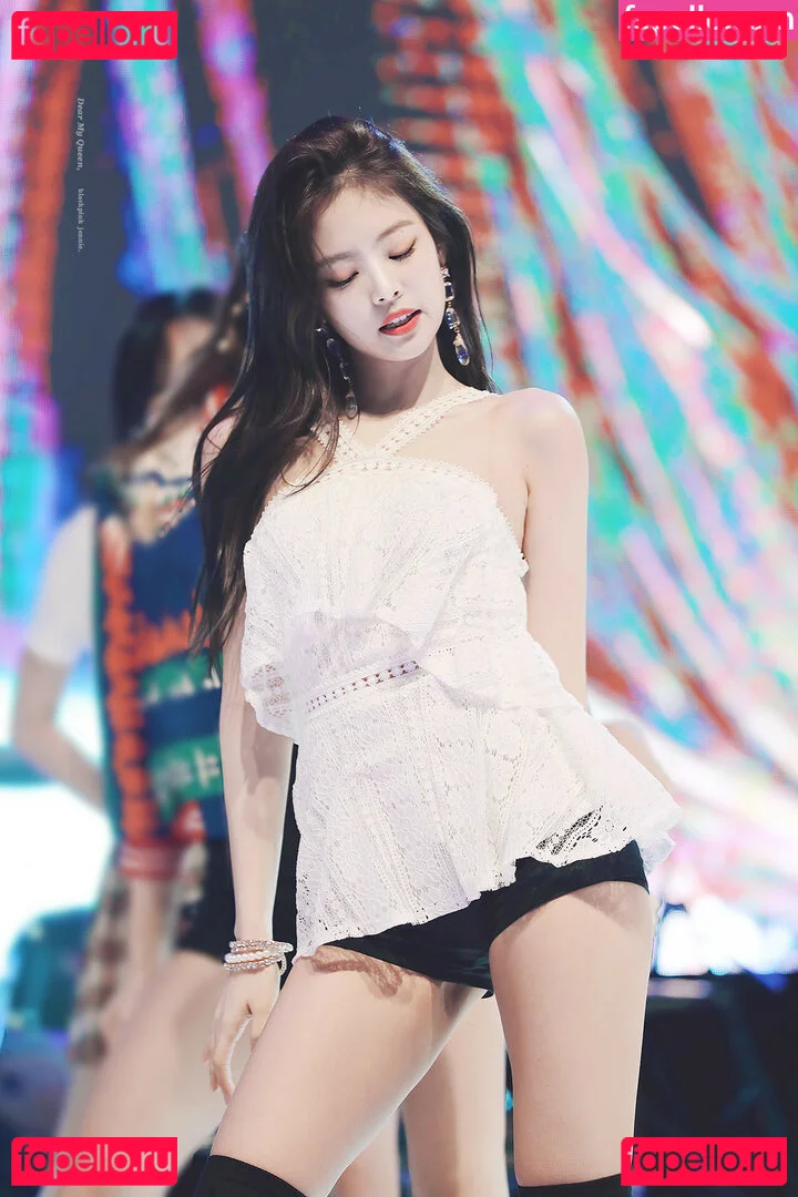 Jennie | BLΛƆKPIИK Onlyfans Photo Gallery 