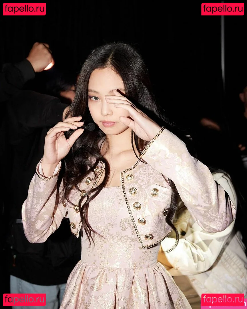 Jennie | BLΛƆKPIИK Onlyfans Photo Gallery 