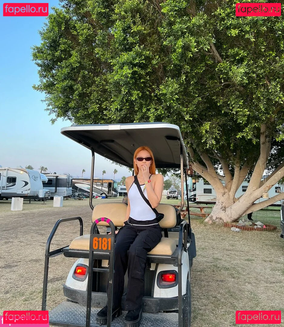 Jennie | BLΛƆKPIИK Onlyfans Photo Gallery 