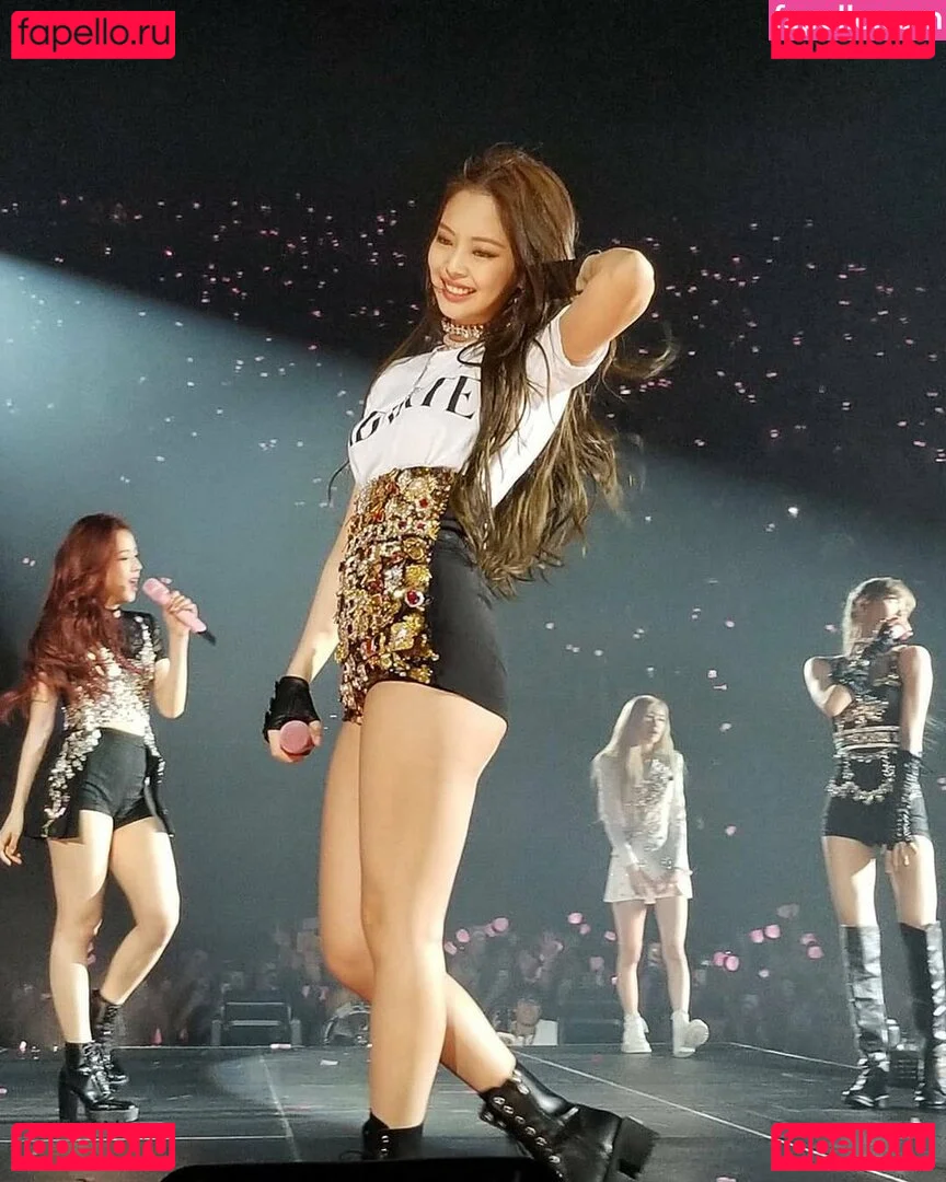 Jennie | BLΛƆKPIИK Onlyfans Photo Gallery 