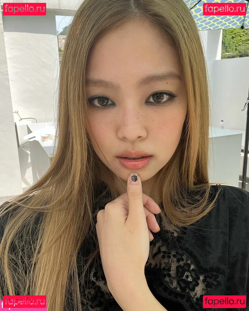 Jennie | BLΛƆKPIИK Onlyfans Photo Gallery 
