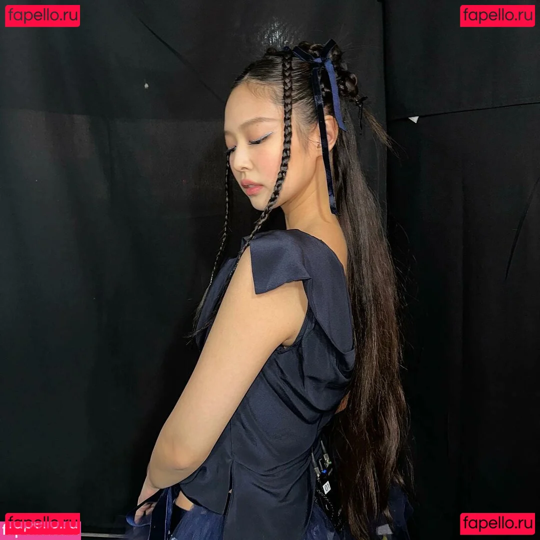 Jennie | BLΛƆKPIИK Onlyfans Photo Gallery 