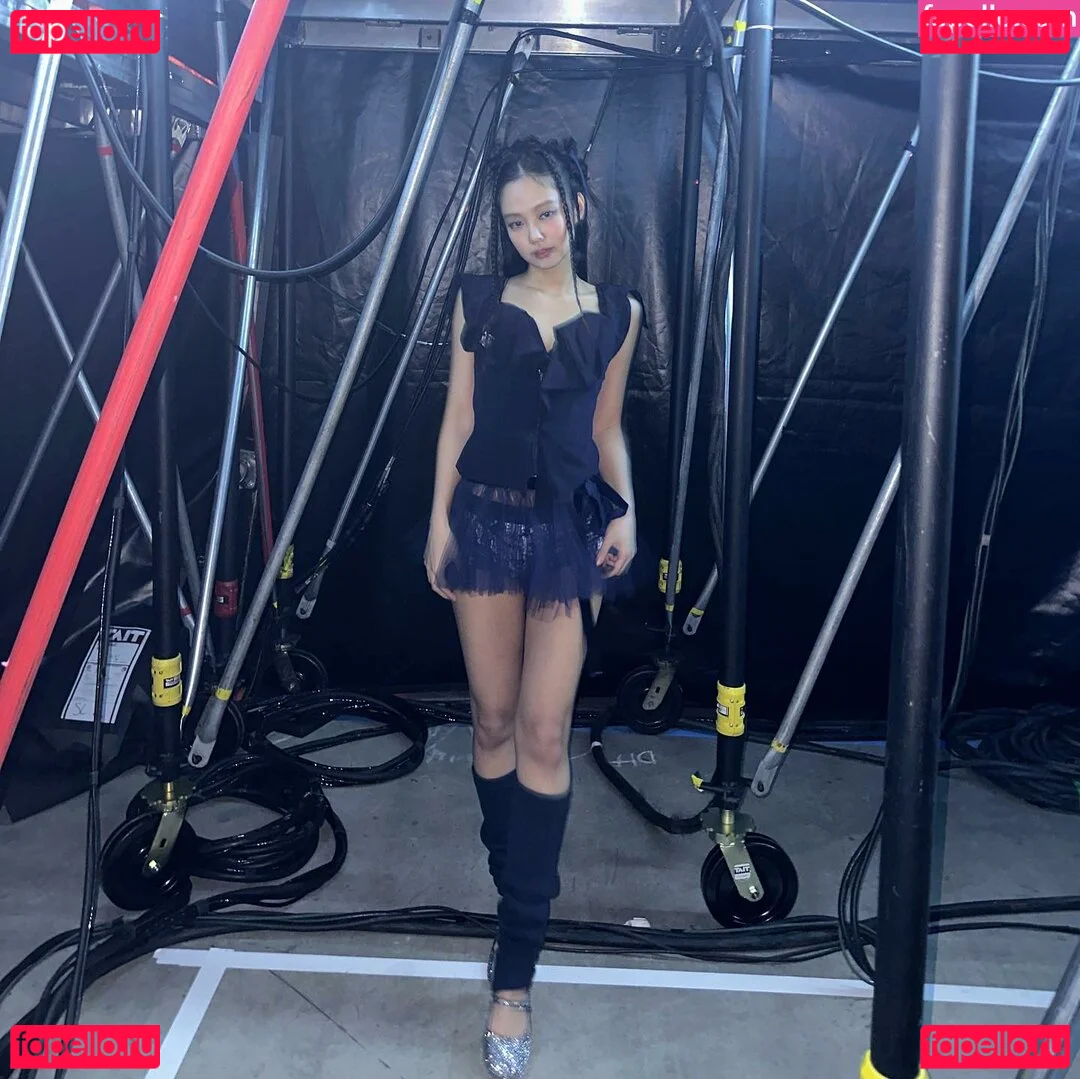 Jennie | BLΛƆKPIИK Onlyfans Photo Gallery 