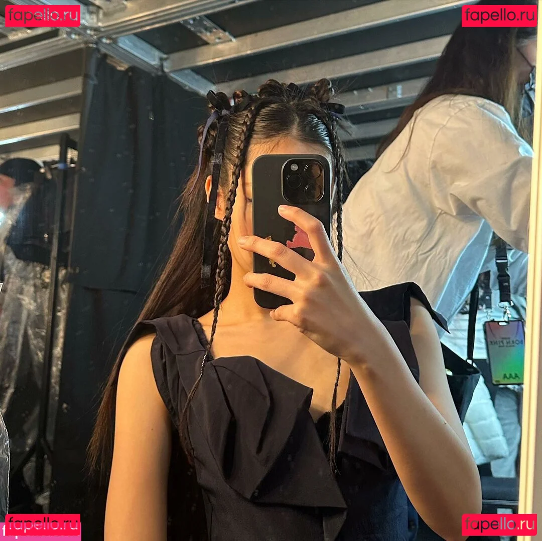 Jennie | BLΛƆKPIИK Onlyfans Photo Gallery 