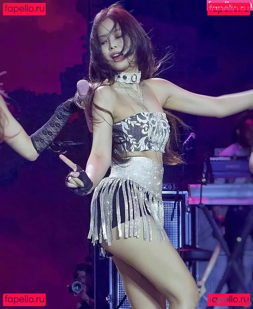 Jennie | BLΛƆKPIИK Onlyfans Photo Gallery 