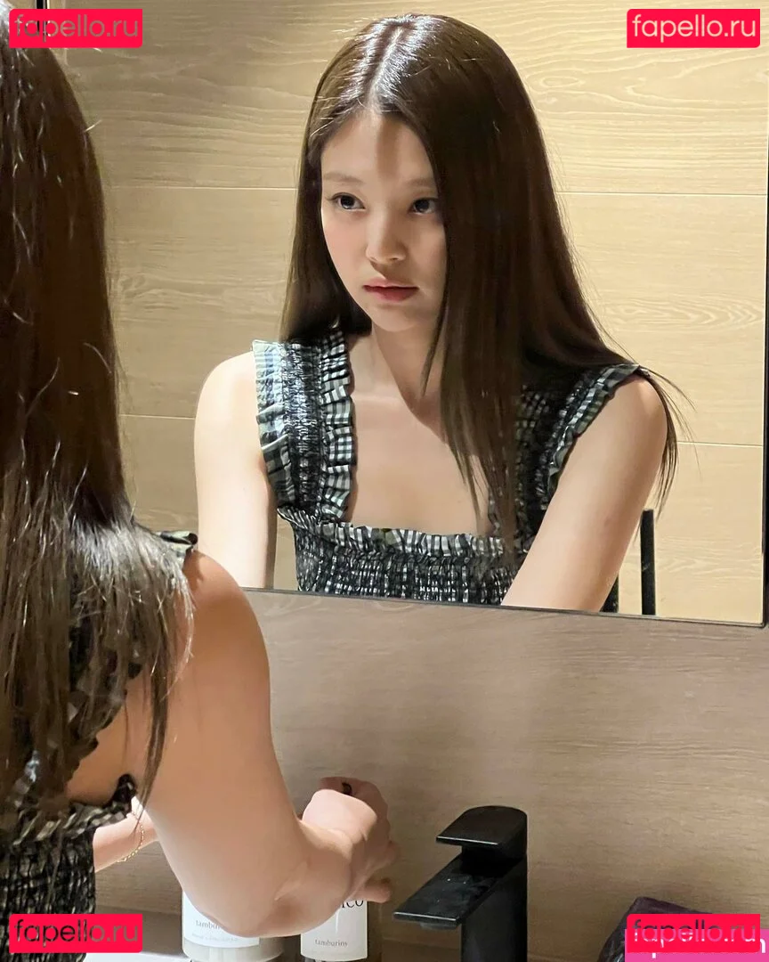 Jennie | BLΛƆKPIИK Onlyfans Photo Gallery 