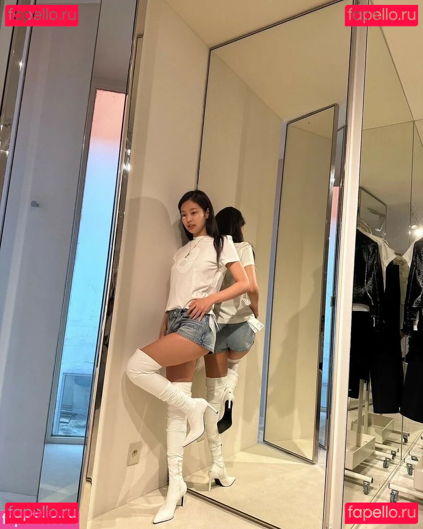 Jennie | BLΛƆKPIИK Onlyfans Photo Gallery 