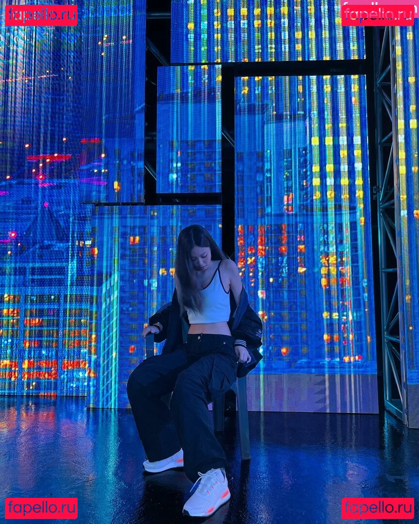 Jennie | BLΛƆKPIИK Onlyfans Photo Gallery 