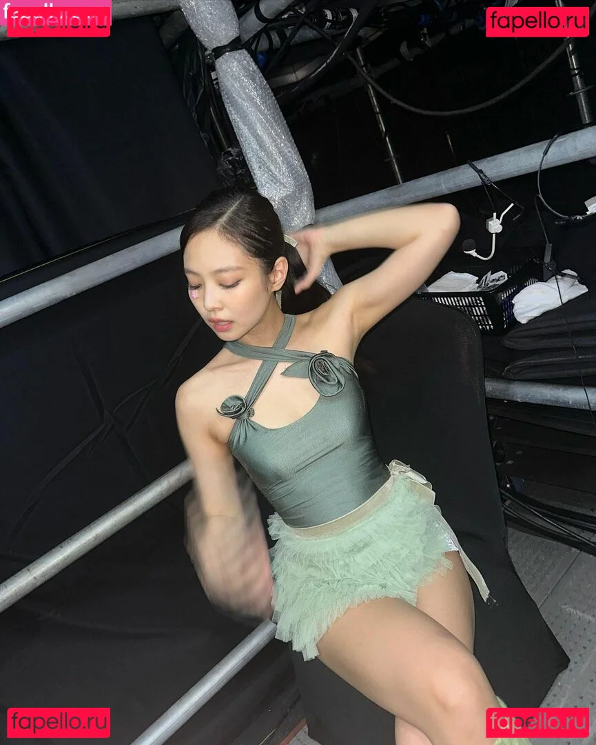 Jennie | BLΛƆKPIИK Onlyfans Photo Gallery 