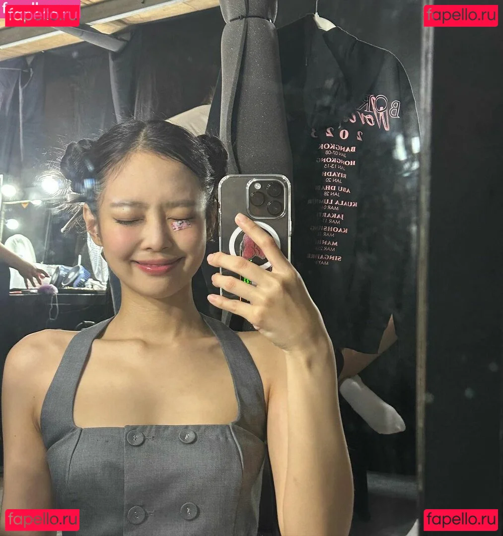 Jennie | BLΛƆKPIИK Onlyfans Photo Gallery 