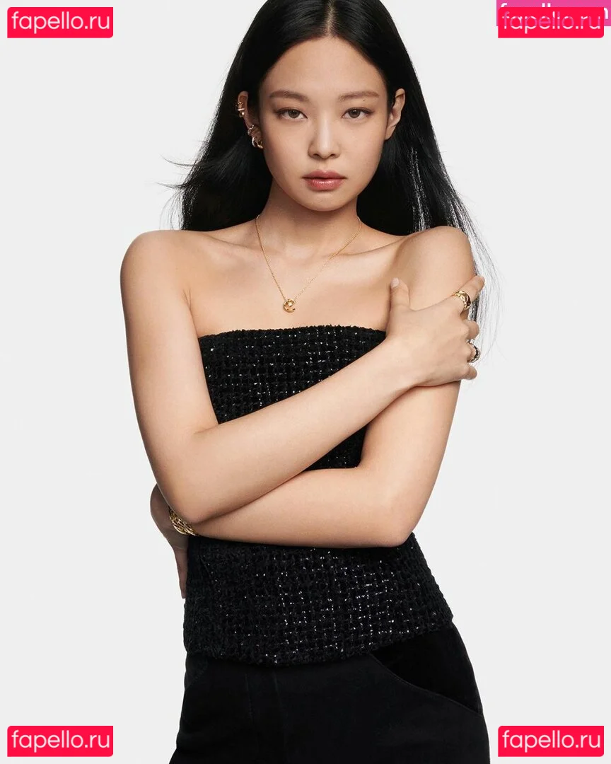 Jennie | BLΛƆKPIИK Onlyfans Photo Gallery 