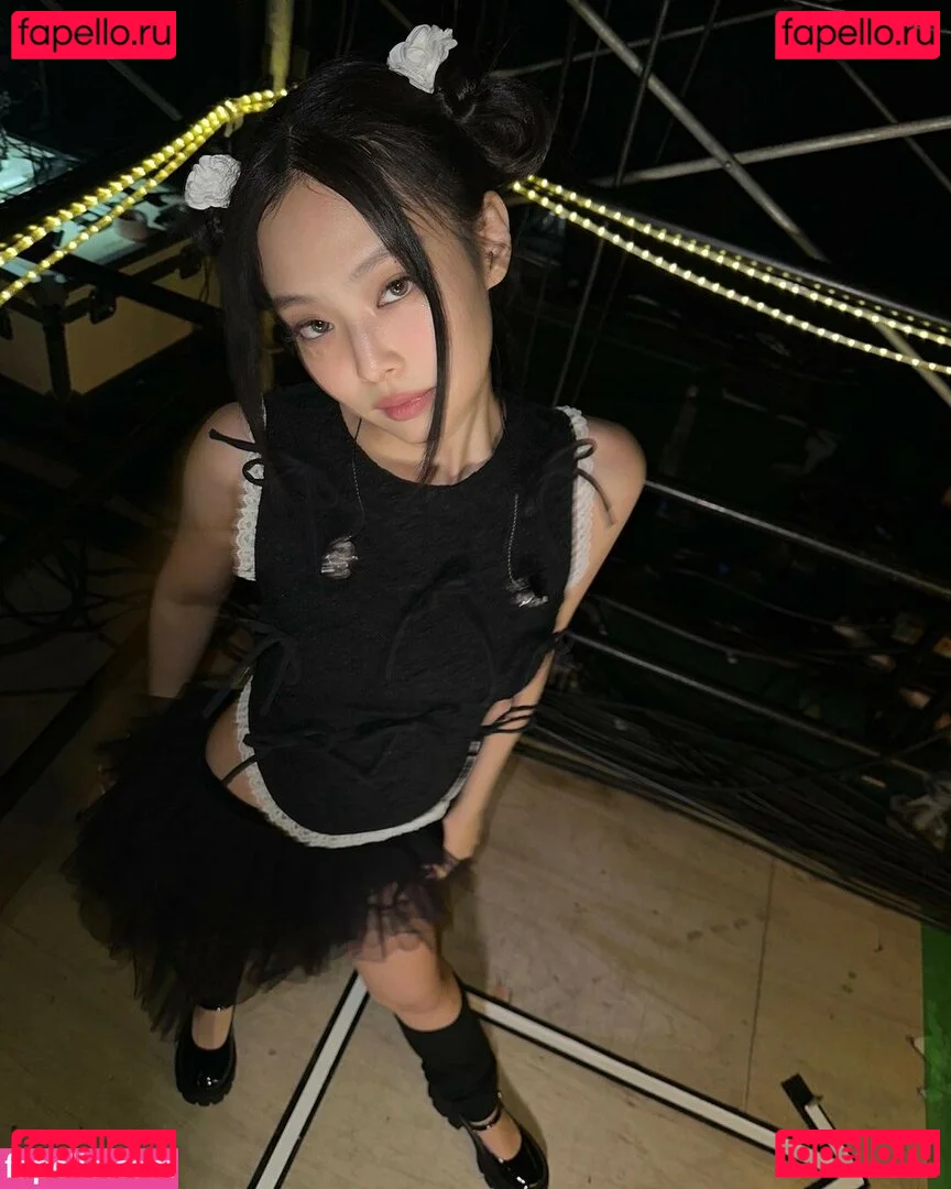 Jennie | BLΛƆKPIИK Onlyfans Photo Gallery 