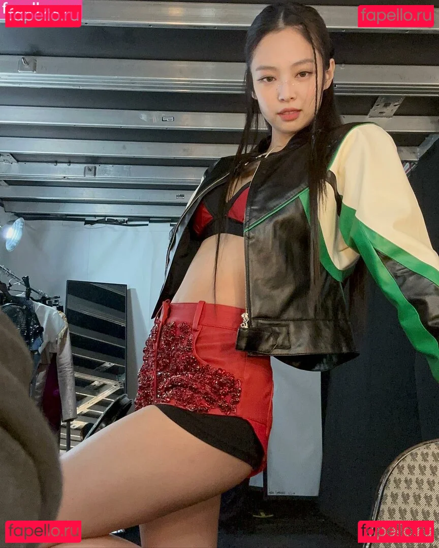 Jennie | BLΛƆKPIИK Onlyfans Photo Gallery 
