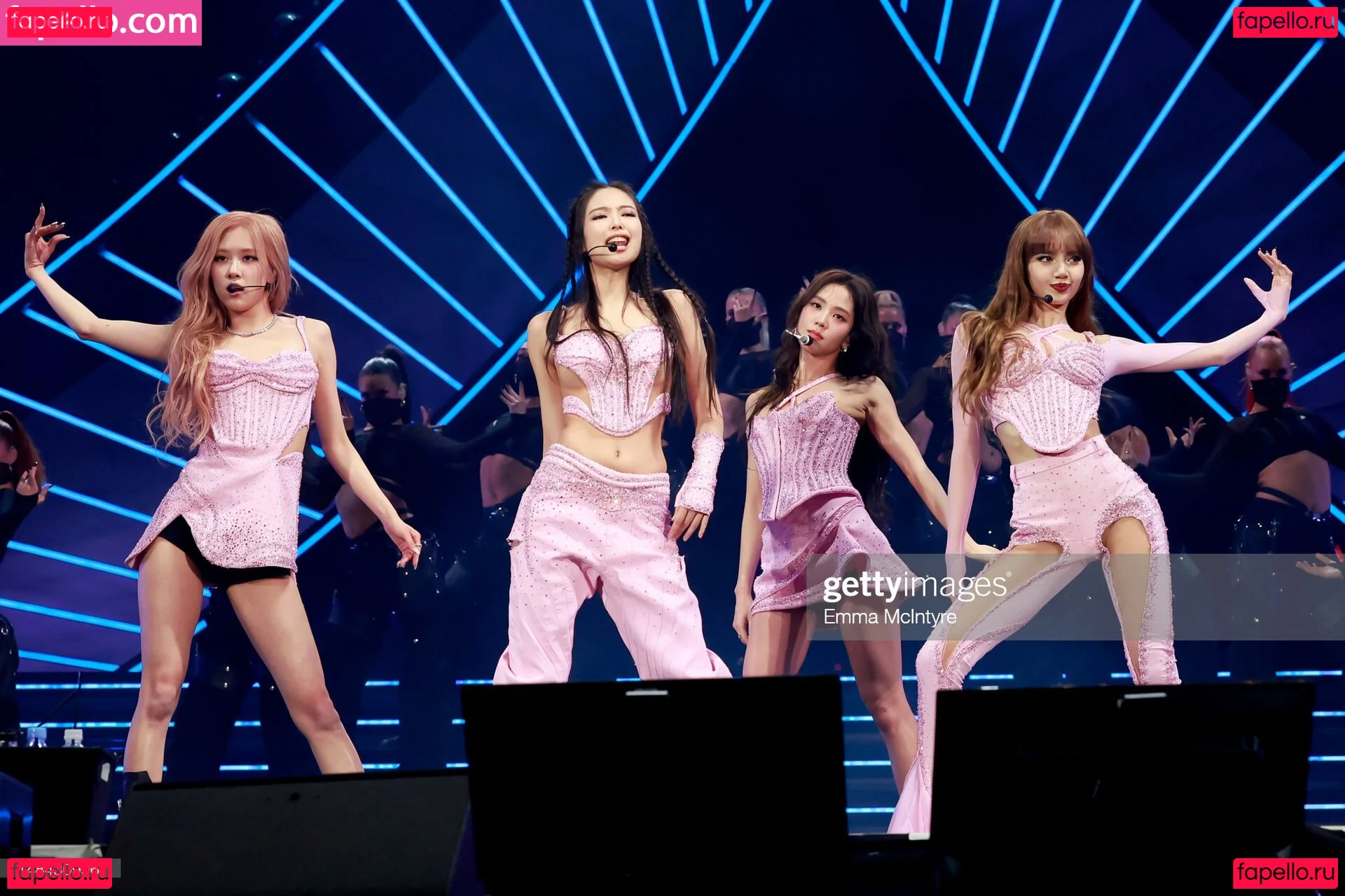 Jennie | BLΛƆKPIИK Onlyfans Photo Gallery 