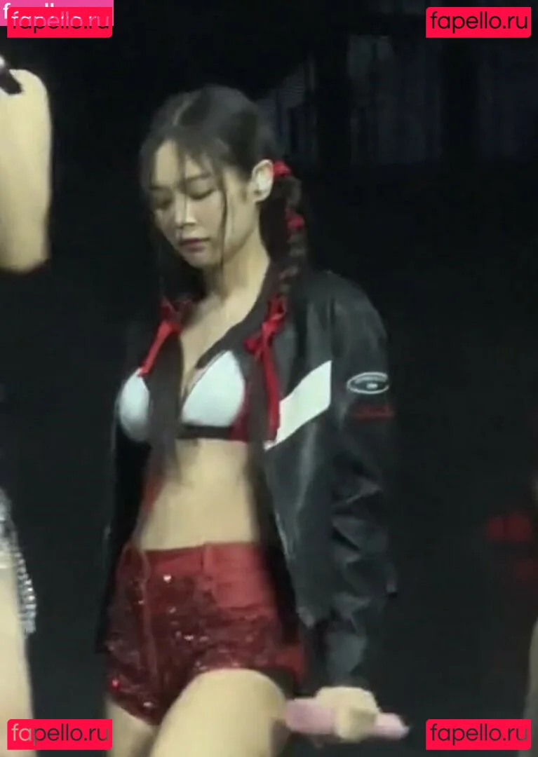 Jennie | BLΛƆKPIИK Onlyfans Photo Gallery 