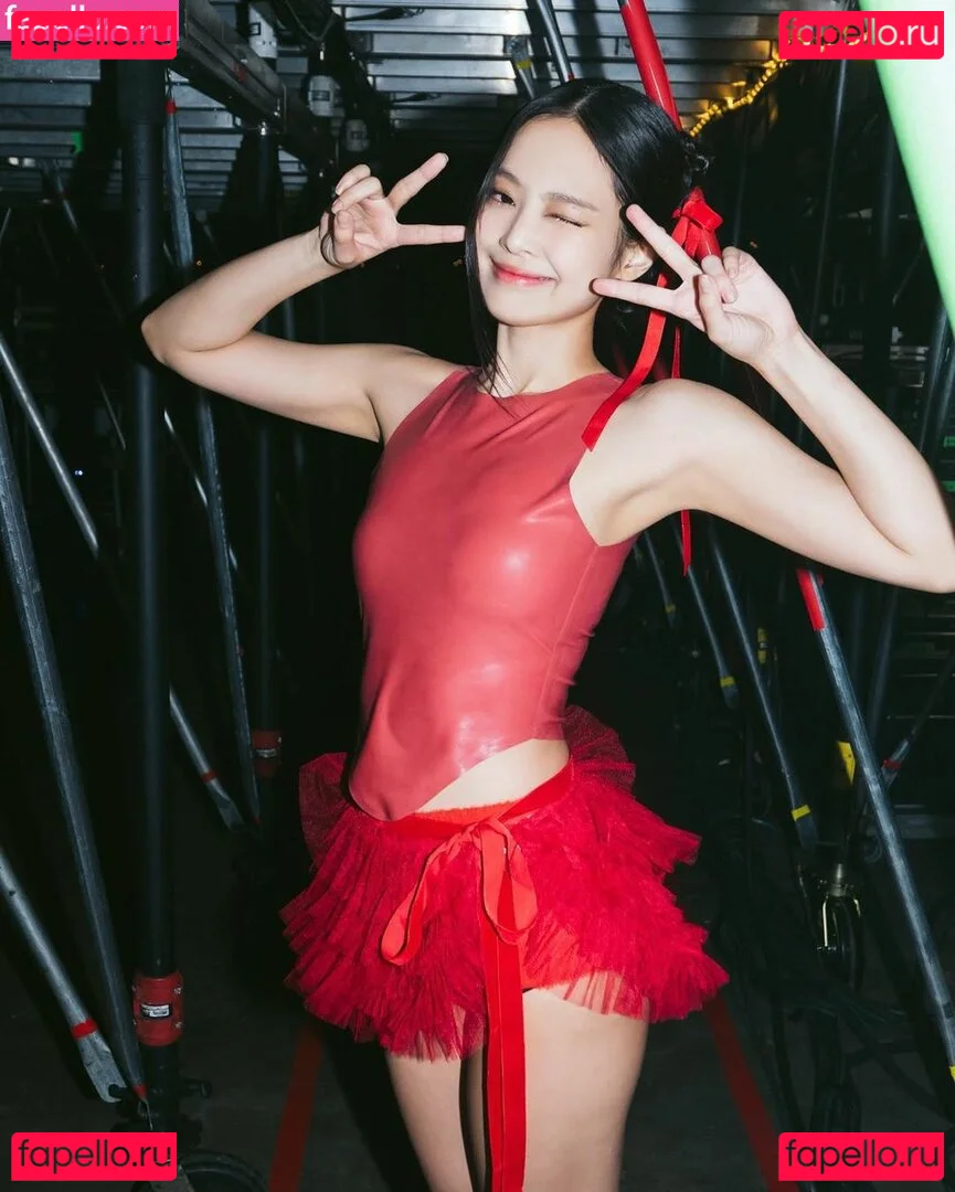 Jennie | BLΛƆKPIИK Onlyfans Photo Gallery 