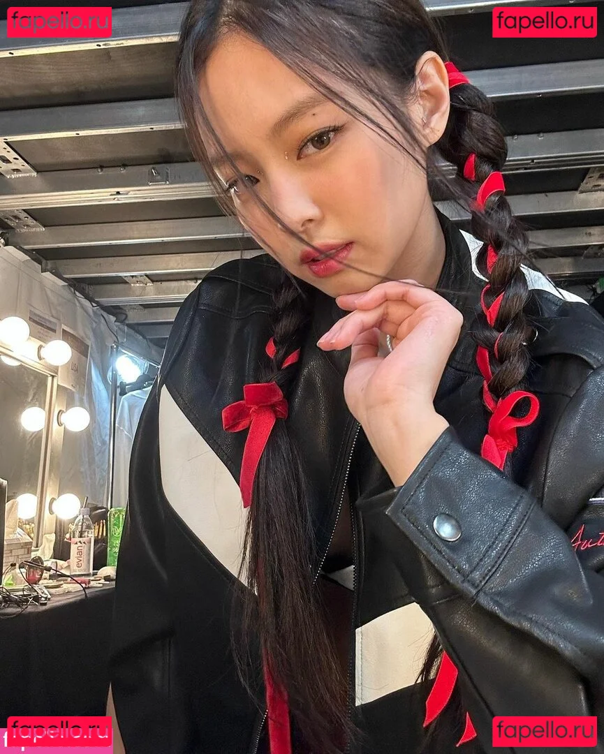 Jennie | BLΛƆKPIИK Onlyfans Photo Gallery 