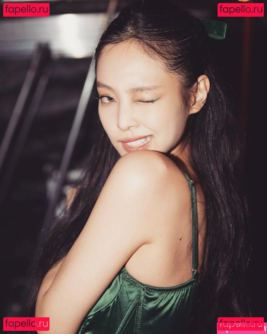 Jennie | BLΛƆKPIИK Onlyfans Photo Gallery 