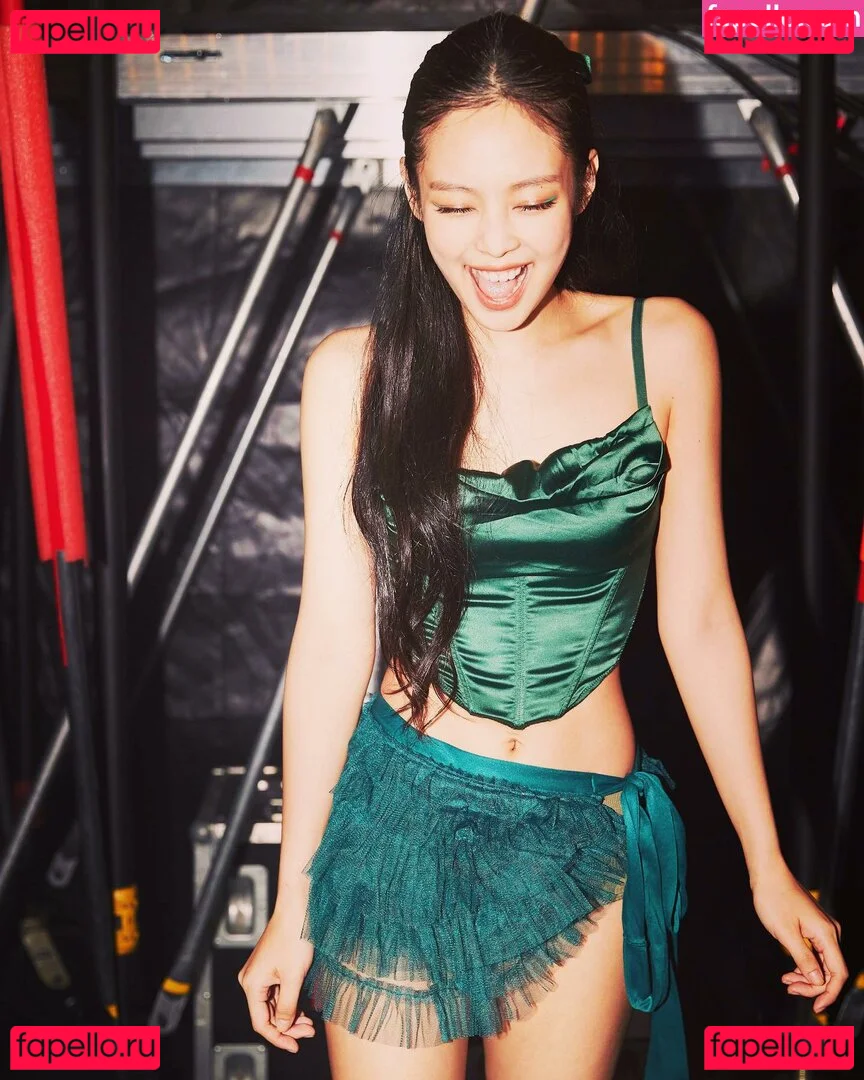 Jennie | BLΛƆKPIИK Onlyfans Photo Gallery 