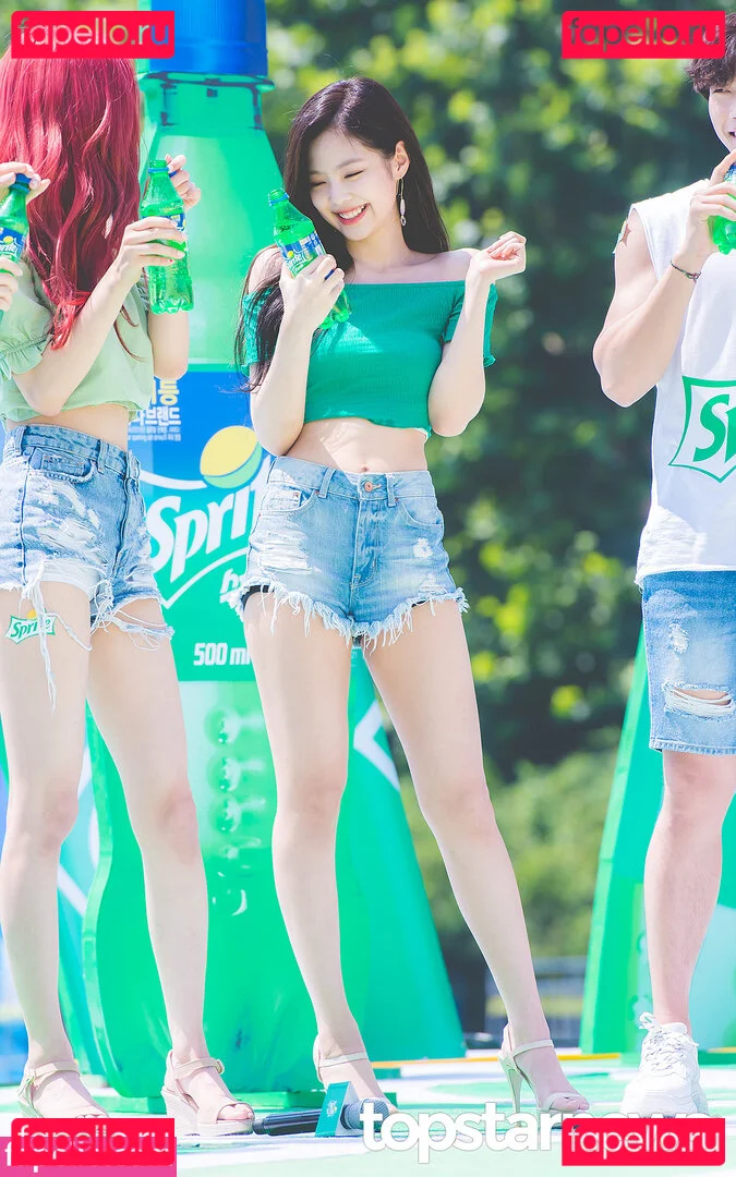 Jennie | BLΛƆKPIИK Onlyfans Photo Gallery 