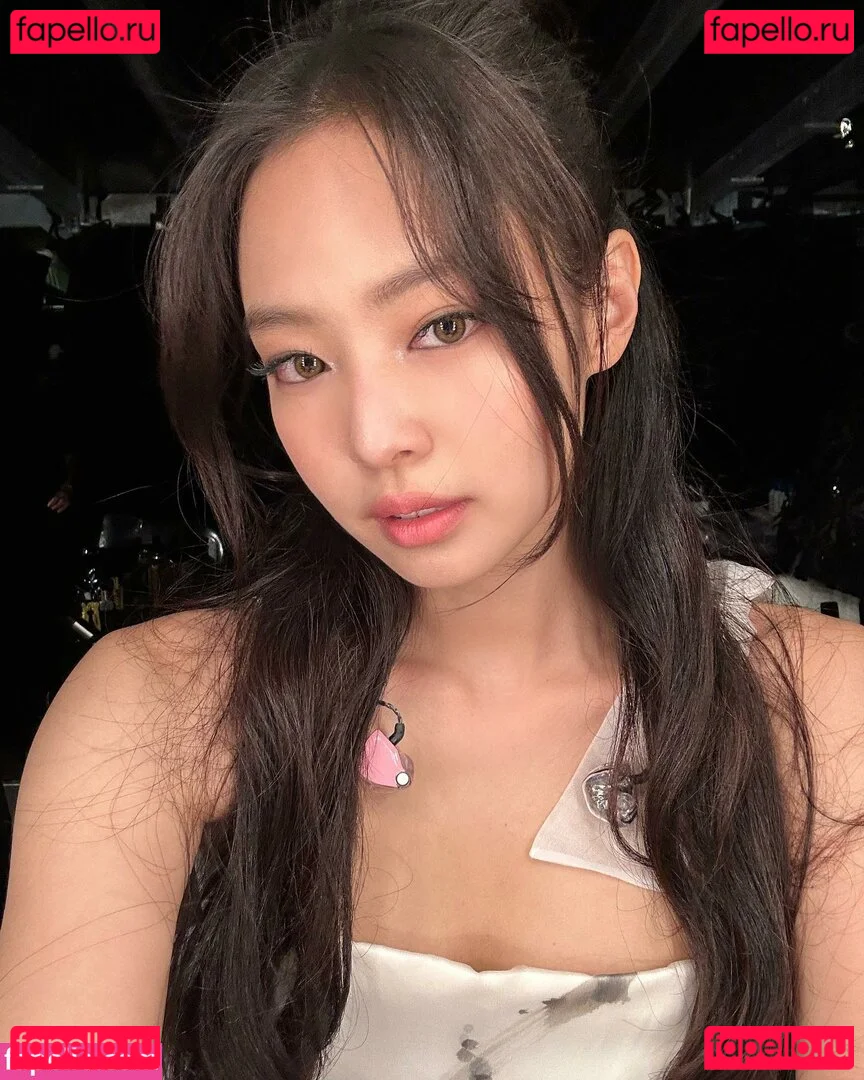Jennie | BLΛƆKPIИK Onlyfans Photo Gallery 