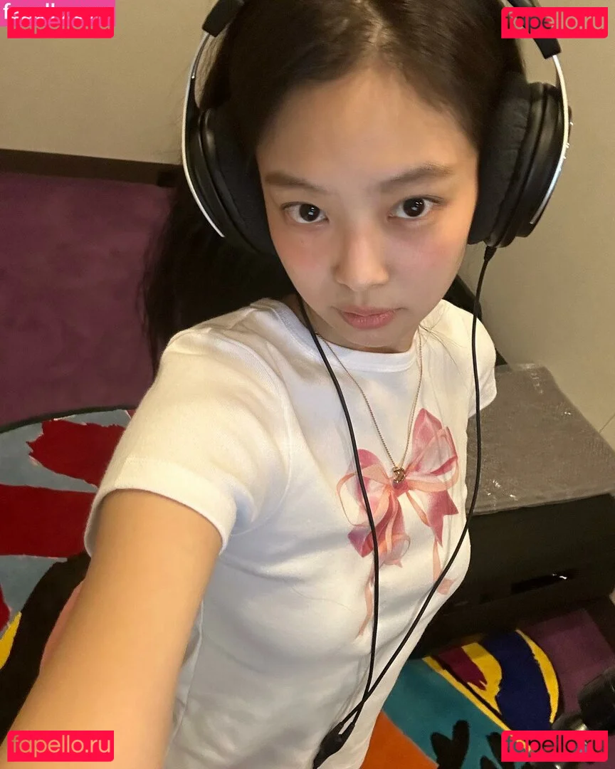 Jennie | BLΛƆKPIИK Onlyfans Photo Gallery 