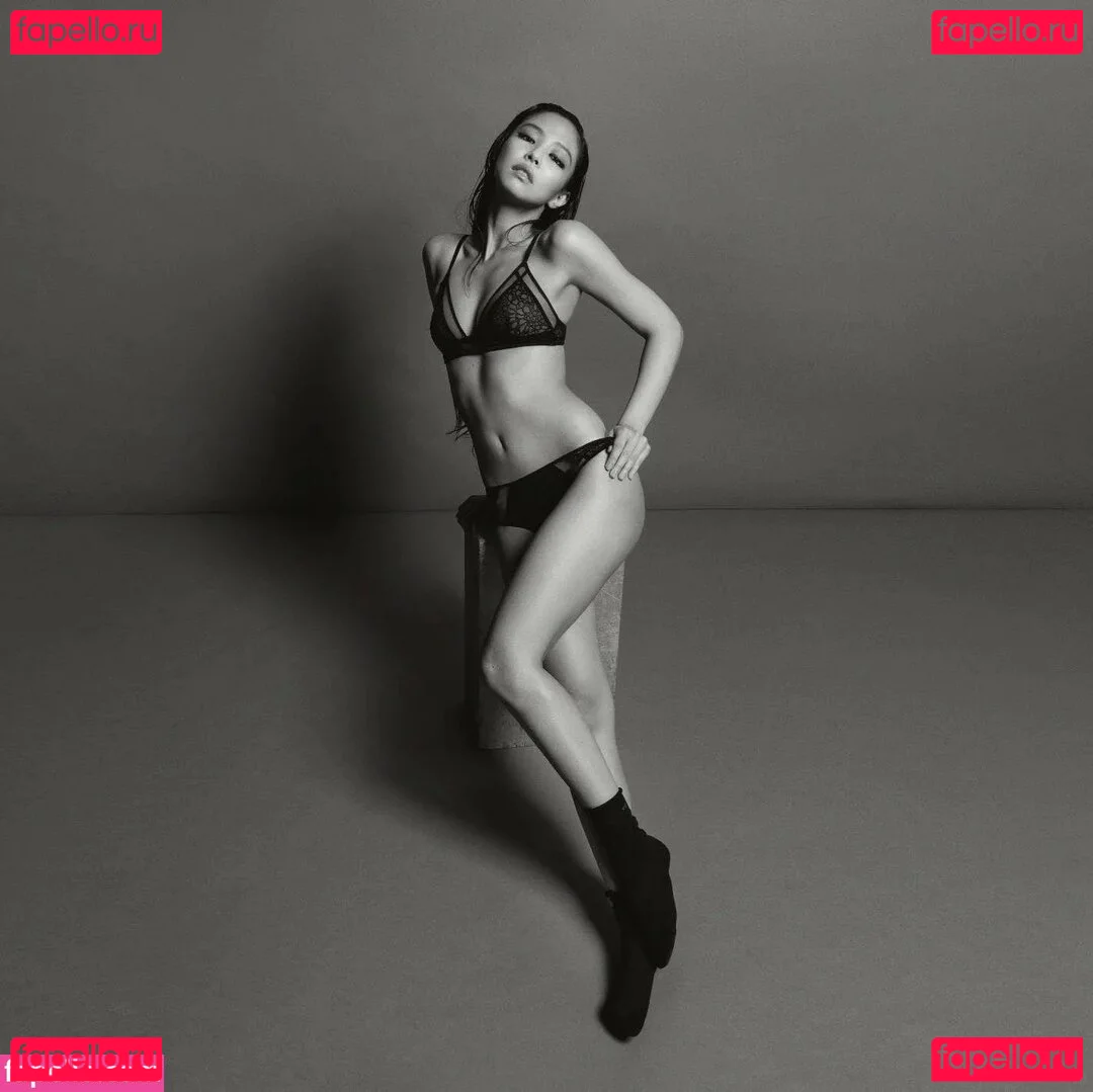 Jennie | BLΛƆKPIИK Onlyfans Photo Gallery 