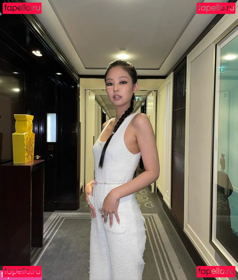 Jennie | BLΛƆKPIИK Onlyfans Photo Gallery 